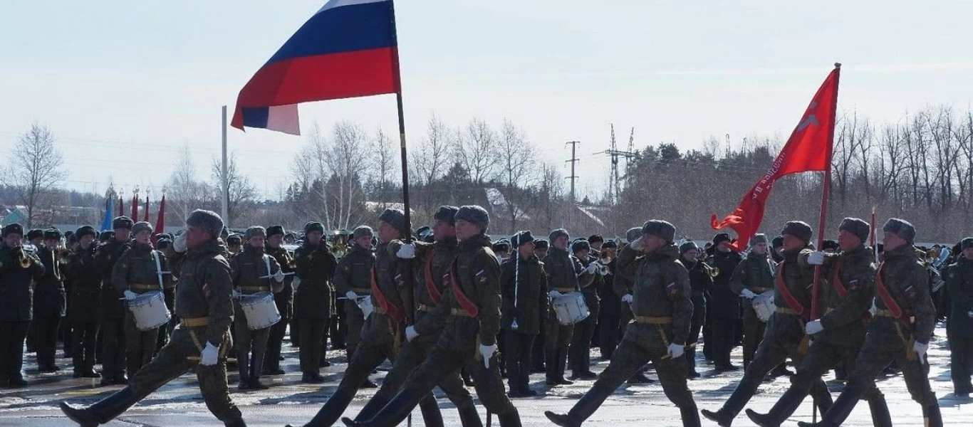 Οι πρόβες της παρέλασης στην Μόσχα είχαν σχέση με την αύξηση των κρουσμάτων του κορωνοϊού;